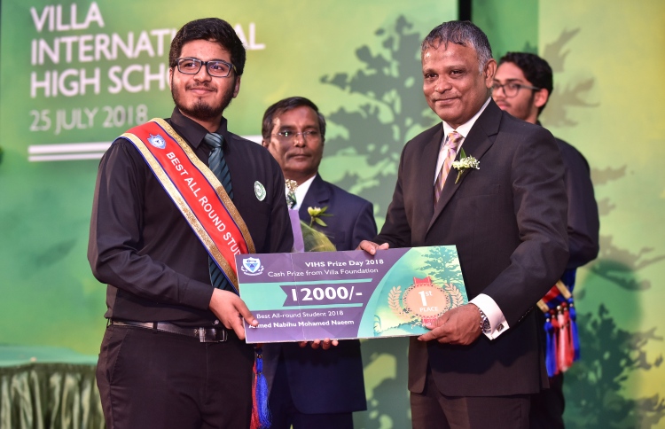 ވިލާ ހައި ސްކޫލްގެ އެންމެ މޮޅު ދަރިވަރަކީ ނާބިހު