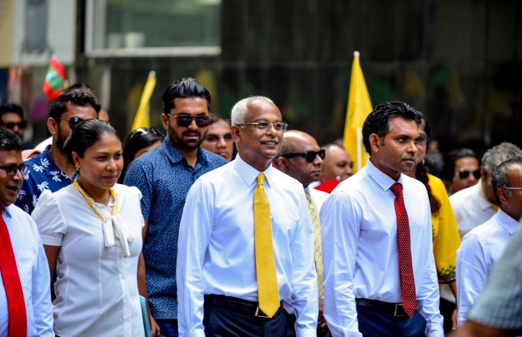 ރިޝްވަތުގެ ކުށް އުވާލަން އުޅޭތީ ފާޑުކިޔުން އަމާޒުވެއްޖެ