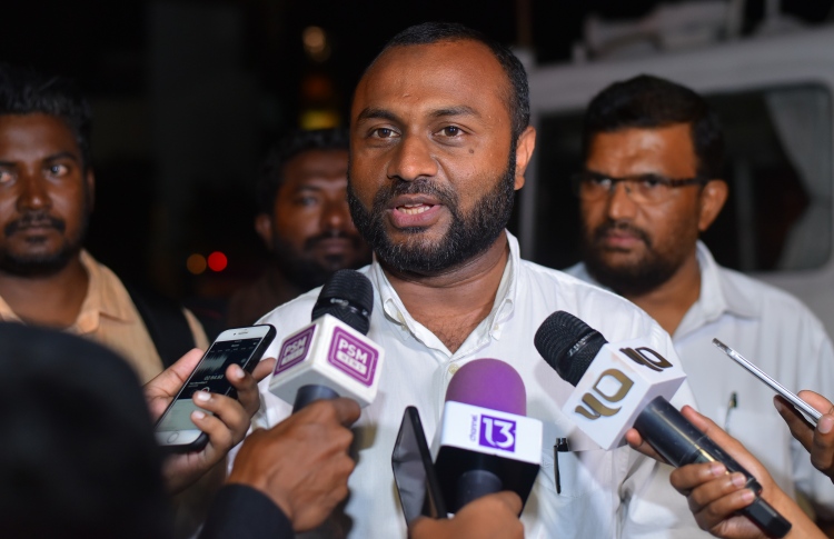 ގއ. އަތޮޅުގެ ތާއީދު އޮތީ ރައީސް ޔާމީނަށް: ޝަހީމް