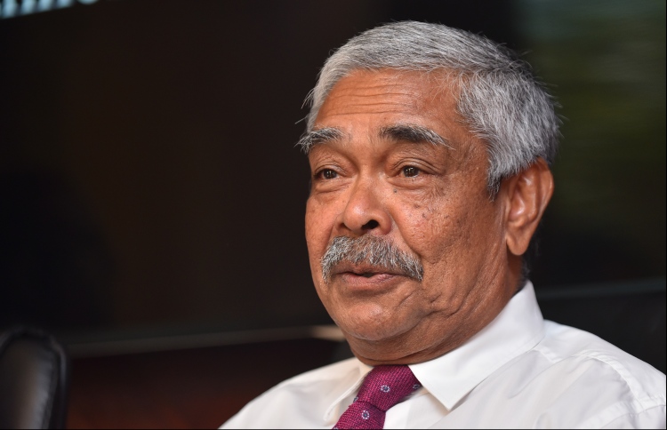 ޓޫރިޒަމް ބަނަކޮށް، "ބޭސް އޮތީ ދިވެހިންގެ އަތުގައި"