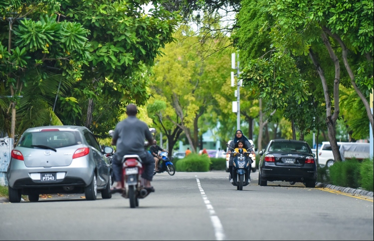 ފައިސާތައް ފޭރުނު މައްސަލައިގައި ދެމީހަކު ހައްޔަރުކޮށްފި