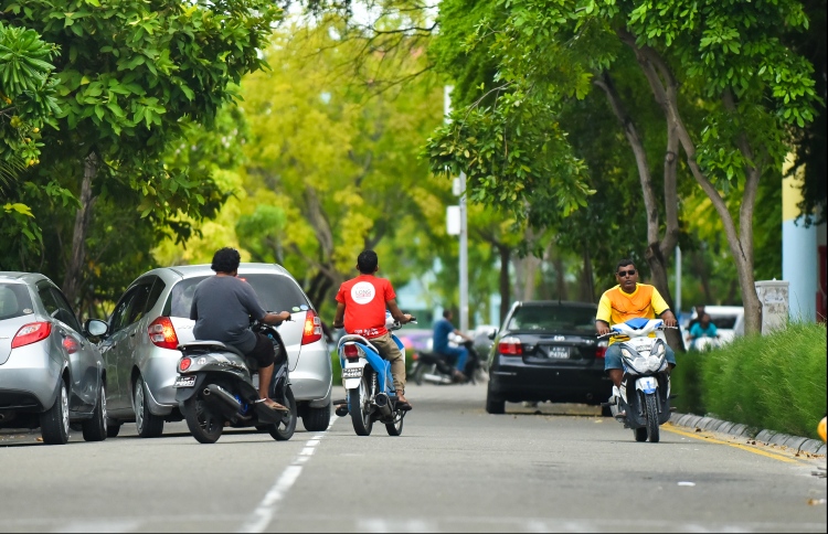 ހުޅުމާލޭ ގައި ފުލުހުންގެ އަދަދު އިތުރު ކުރަނީ