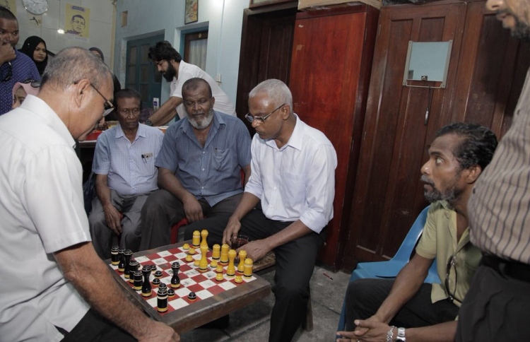 ހުރިހާ ރައްޔިތުންނަށް ގެދޮރު އަޅައިދޭނަން: އިބޫ