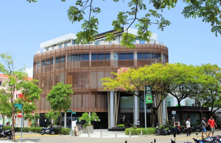 މޯލްޑިވްގޭސްގެ ފައިސާތަކެއް ހުޅުމާލޭން ފޭރިގެންފި