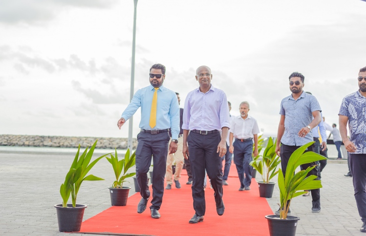 ދުވަސްވީ މީހުންގެ އެލަވަންސް ކުޑައެއް ނުކުރާނަން: އިބޫ