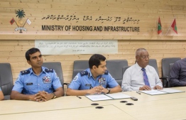 Housing Ministry and the police sign to hand over security of Sinamale and Male Hiyaa flats to Maldives Police Service. PHOTO/HOUSING MINISTRY