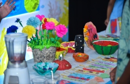 Bowls, light holders, bookmarks and more! Creativity galore! at the Farukoe Expo. PHOTO: HUSSAIN WAHEED/THE EDITION
