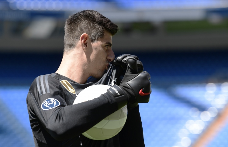 ރެއާލްގެ ބެޖަށް ބޮސްދިނުމުން ކޯޓުއާ އަށް ފާޑުކިޔައިފި