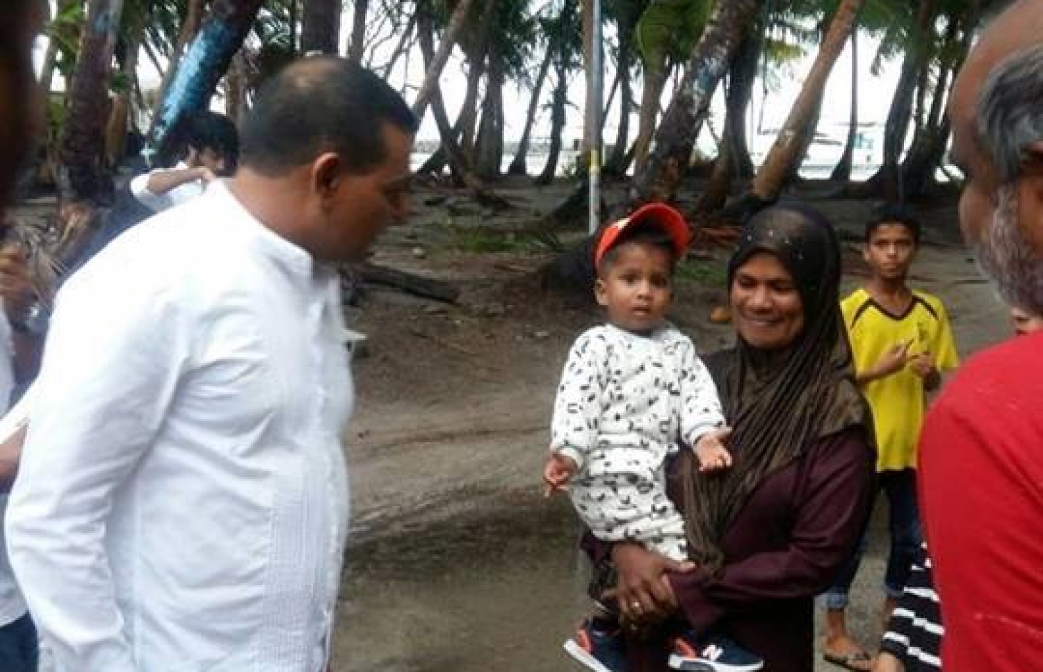 ބަނޑިދޫއަށް ވަޑައިގެން އެ ރަށަށް ލިބުނު ގެއްލުންތައް ސިޔާމް ބައްލަވައިލައްވަނީ: ނަގޫރޯޅިއެއް އެރުމުގެ ސަބަބުން ބޮޑު ގެއްލުމެއް ލިބުނު ކަމަށް ކައުންސިލުން ބުނޭ