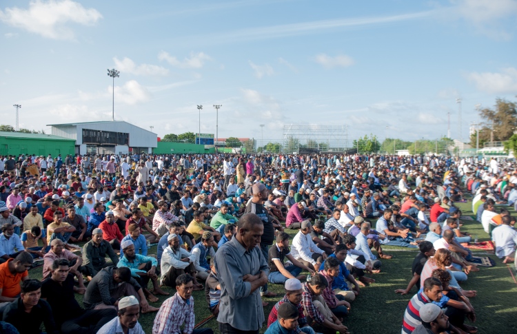 ބާރުއަޅަނީ ކުޑަކުދިންނާއި އަންހެނުން މިސްކިތަށް ނުދާން