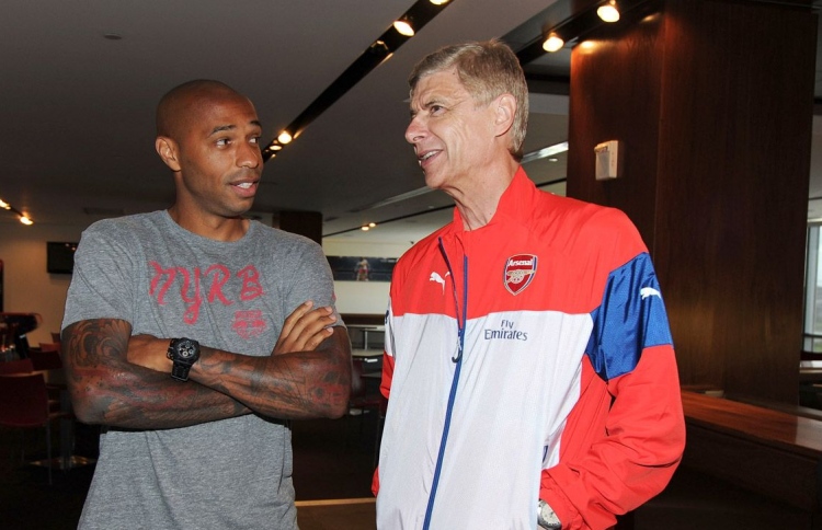 އޮންރީ ހަވާލުވާނީ ފްރާންސް ކްލަބަކާ: ވެންގާ