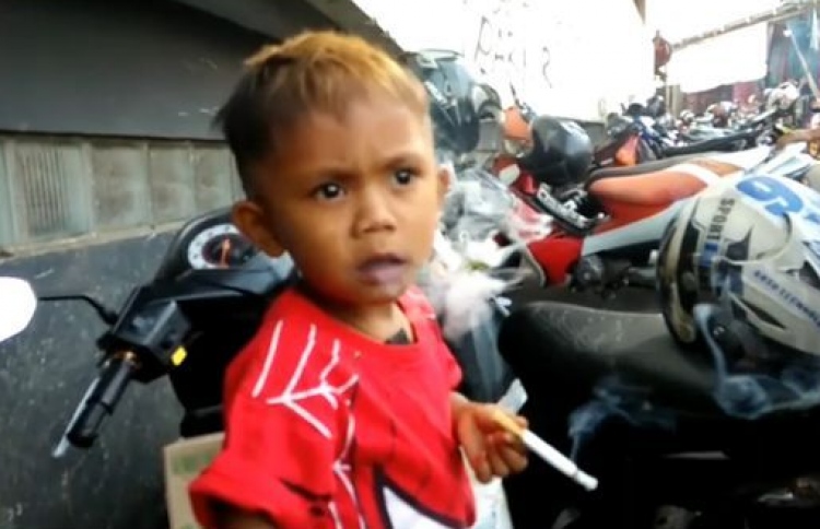 އުމުރުން 2 އަހަރު، ދުވާލަކަށް 40 ސިނގިރެޓް