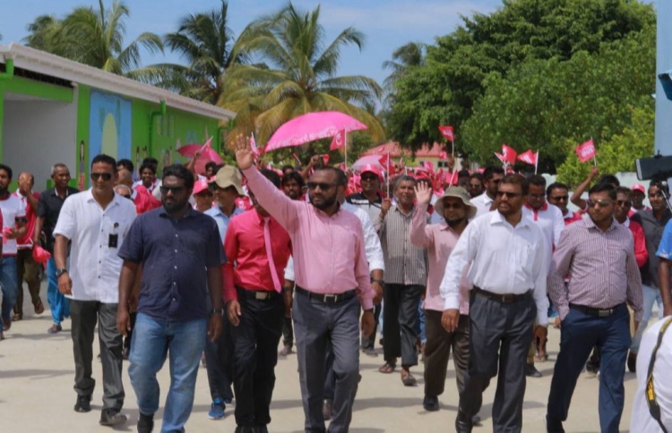 ބަރުލަމާނީ ނިޒާމުގައި އޮންނާނީ ހަމަނުޖެހުން: ޝަހީމް