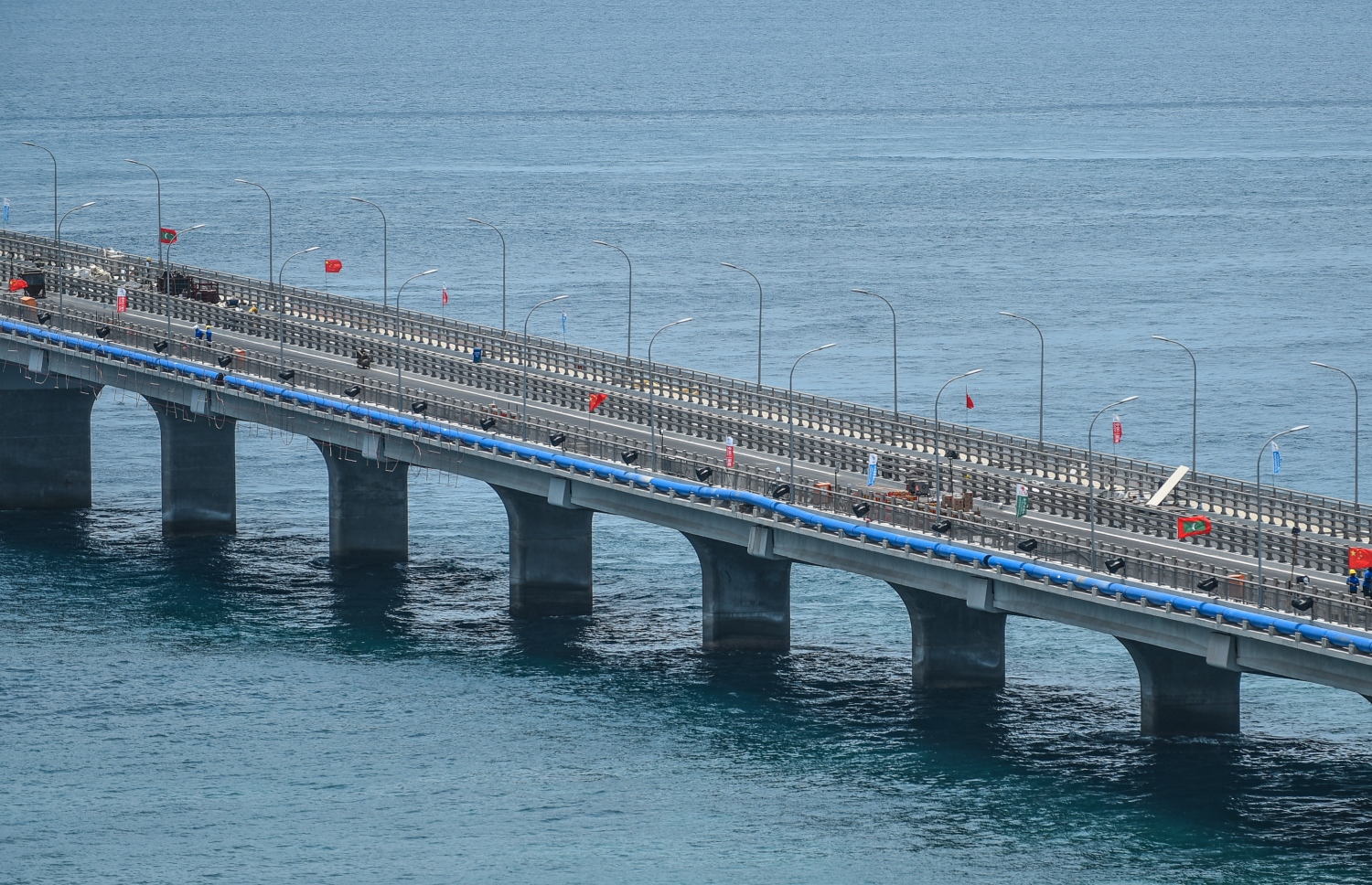 މި ބްރިޖުގެ މަސައްކަތް ކުރީ ޗައިނާގެ ސީސީސީސީއިން.--ފޮޓޯ: ނިޝާން އަލީ/ މިހާރު