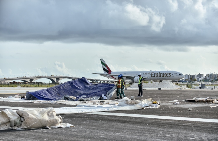 އެއާޕޯޓުގައި އިތުރު 10 ޗެކިން ކައުންޓަރެއް ހަދަނީ