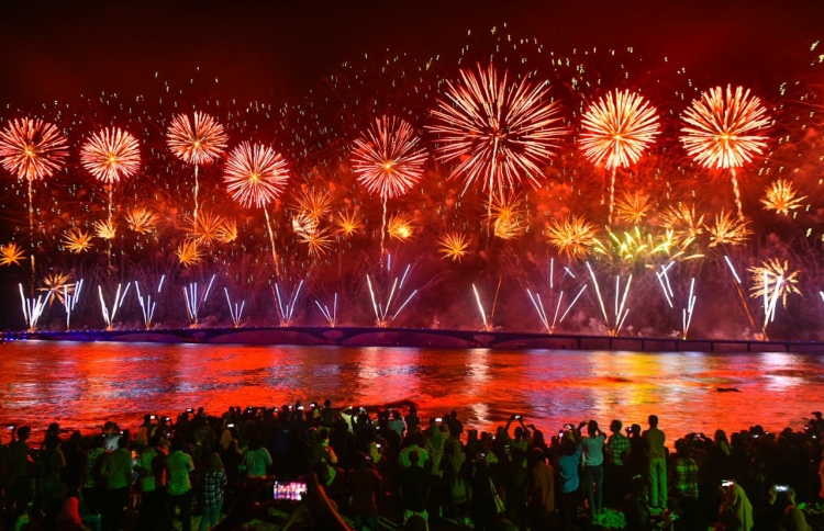 ސިނަމާލެ ބްރިޖާ އެކު ތާރީހު ބަދަލުކޮށްލައިފި