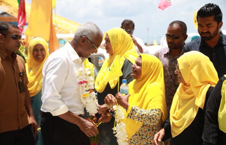 ކޮލަމާފުށިން އިބޫ އަށް ރައްޔިތުންގެ ހިމާޔަތާއި ލޯބި