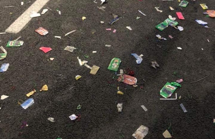 ހިނދުކޮޅެއްގެ ތެރޭގައި ބްރިޖު ގޮނޑަކަށް، ބޮޑުވަރު!