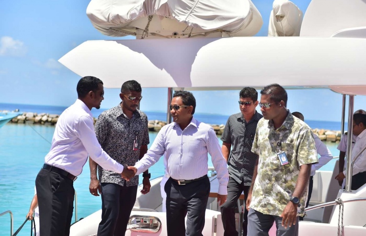 އަރިއަތޮޅުގެ މެޖޯރިޓީ ދޭންވީ ރައީސް ޔާމީނަށް: ތޯރިގް