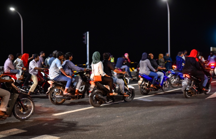 ޓްރެފިކަށް ހޭލުންތެރިކުރުމުގެ ބޮޑު ކެމްޕެއިނެއް ފަށަނީ