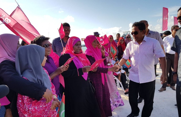 ކައްދޫ އެއާޕޯޓު ބޮޑު ކުރަން ރައީސް ވައުދުވެވަޑައިގެންފި