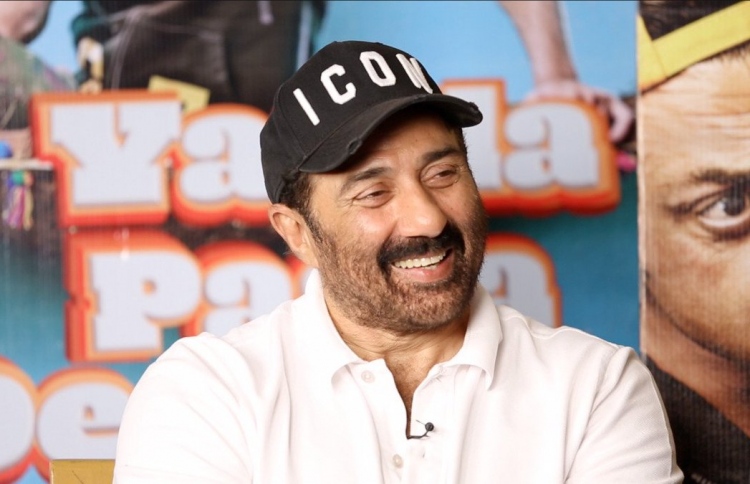 ސަނީ: އޭނާ އަށް މިހާރު ކުޅޭނެ ރަނގަޅު ފިލްމްތަކެއް ނުލިބޭ ކަމަށް ބުނޭ.