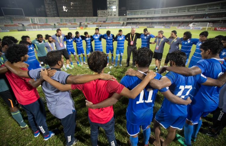 ގުރު ކާމިޔާބުވެ ރާއްޖެ ސެމީ އަށް