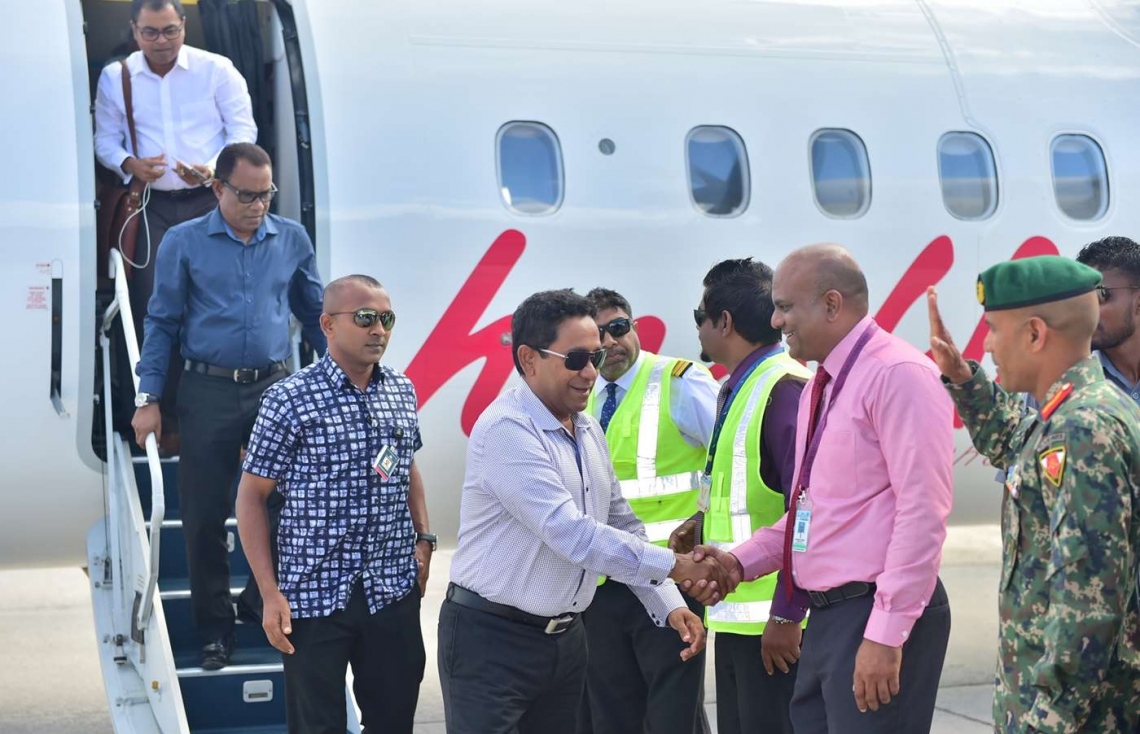 ސ. ގަން: ސެޕްޓެމްބަރު 13، 2018- ރައީސް އަބްދުﷲ ޔާމީން އައްޑުއަށް ވަޑައިގަތުމުން އެމަނިކުފާނަށް މަރުހަބާ ދަންނަވަނީ.---ފޮޓޯ: ރައީސް އޮފީސް