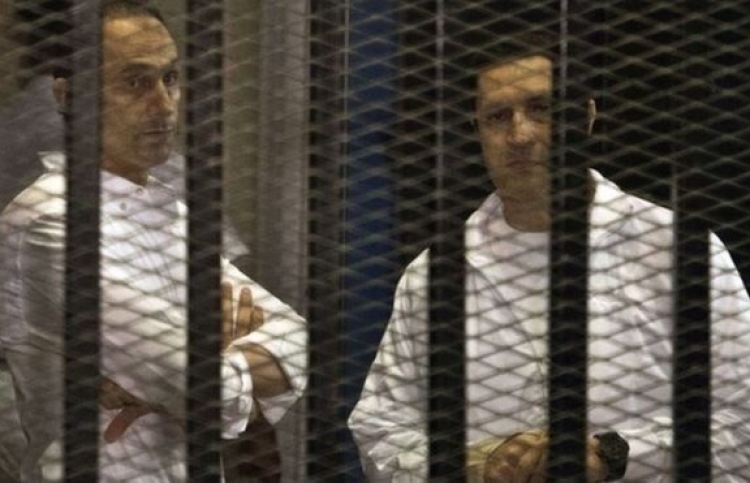 ހުސްނީ މުބާރަކުގެ ދެ ދަރިކަލުން ހައްޔަރުކޮށްފި