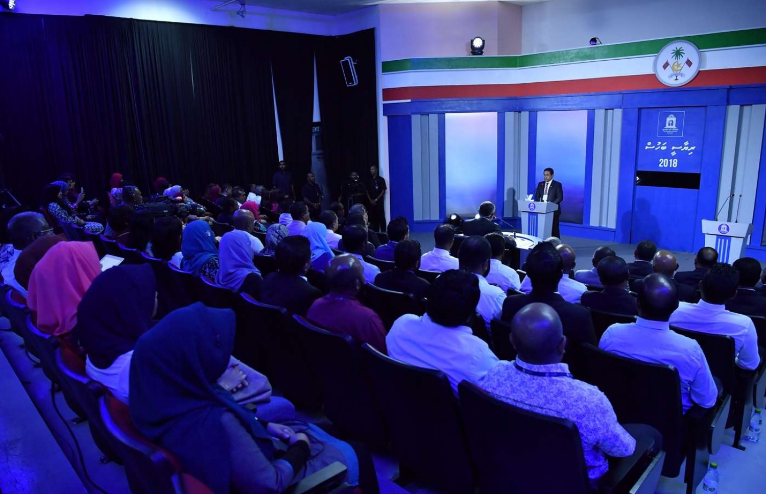 ރައީސް ޔާމީން ރޭގެ ރިޔާސީ ބަހުސްގައި ވާހަކަ ދައްކަވަނީ: ވިދާޅުވީ މާލޭ ސަރަހައްދުގައި ދިރިއުޅެން ބޭނުންވާ މީހުންނަށް އެ ފުރުސަތު އޮންނަން ވާނެ ކަމަށް --