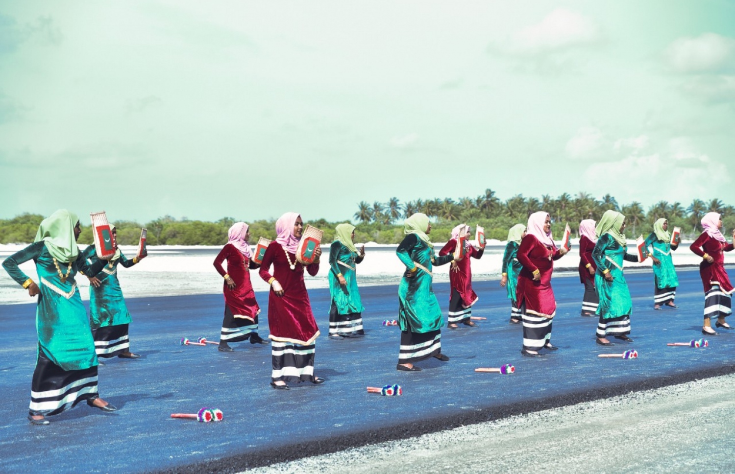 ފްލައިޓް ޖެއްސުމުން މަރުހަބާ ދެއްނެވުން-- ފޮޓޯ: މިހާރު