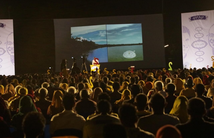 "ގައުމީ ޓީމް" ހޮވި، ރައީސްގެ ސިޔާސީ ހަޔާތް ނިމޭނެ