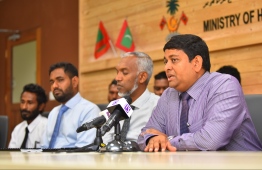 Shainee speaking at the press conference. PHOTO: HUSSAIN WAHEED / MIHAARU
