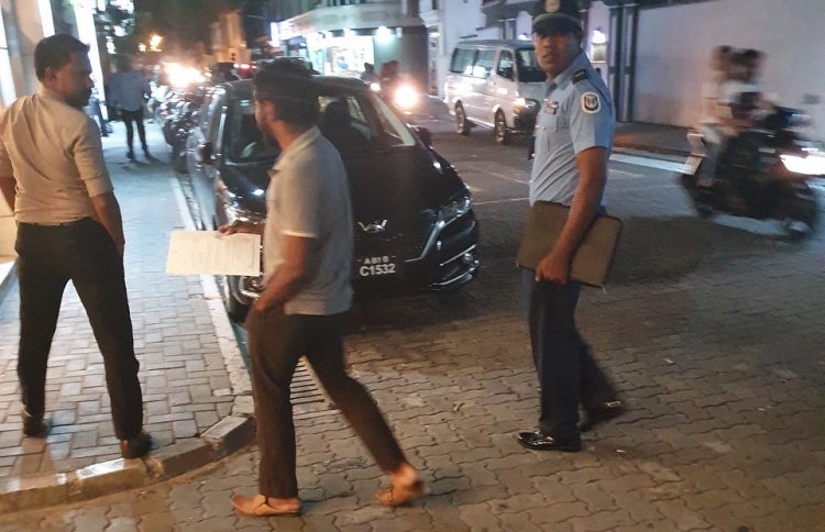 އަދީބުގެ ވަކީލް ސިރާޖު ހައްޔަރުކޮށްފި