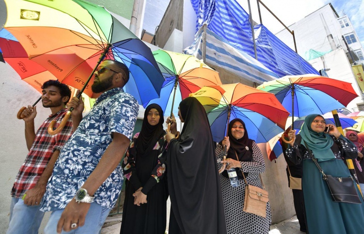 މޭޔަރުންނާއިި ރައީސުންނަކާ ދެން ނުކުޅެވޭނެ!