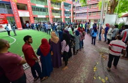Voters queuing during the 2018 election.-- Photo: Mihaaru