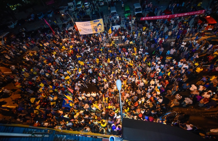 ވެރިންނާއި ހާކިމުން ވެސް ވާން ޖެހޭނީ ހެޔޮލަފާ ބަޔަކަށް