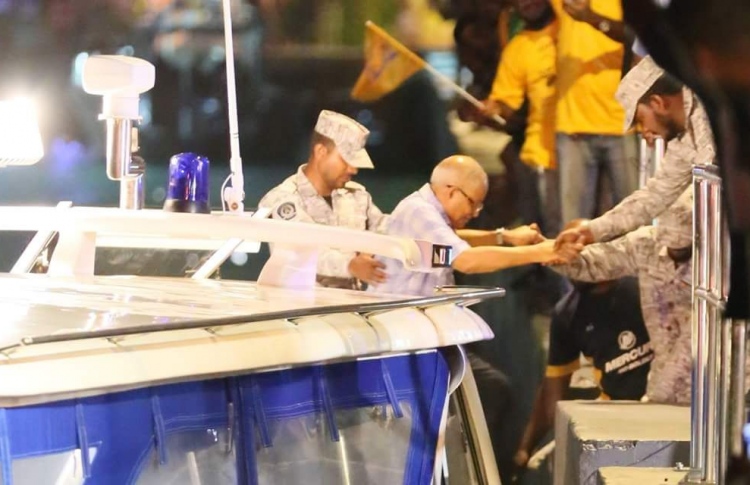 މައުމޫންގެ ބަންދާ މެދު މިރޭ ގޮތެއް ނުނިންމި