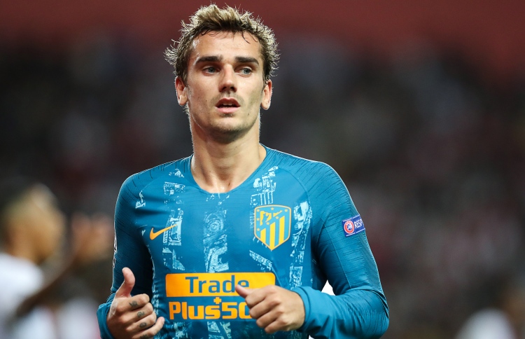 ގްރީޒްމަން އަށް އެވޯޑެއް ހައްގު: ޑެޝޯމްޕްސް