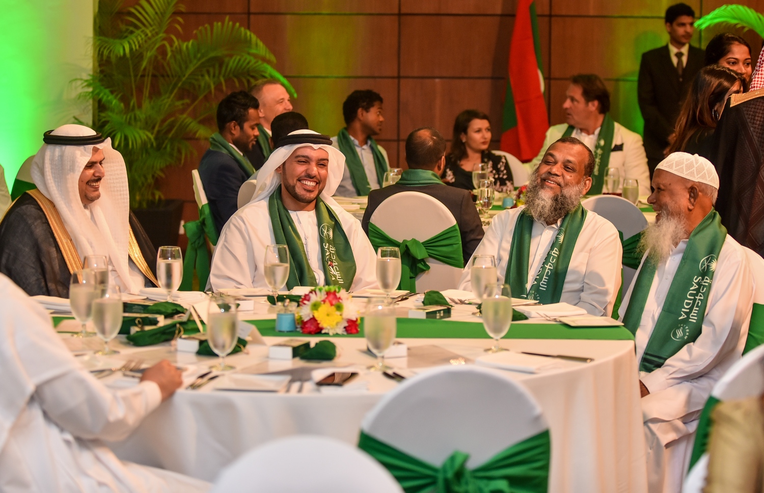 ސައުދީގެ 88 ވަނަ ގައުމީ ދުވަސް ފާހަގަ ކުރުމަށް ކުރުނބާގައި ބޭއްވި ޖަލްސާ. - ފޮޓޯ: އަހުމަދު ނިޝާތު/ މިހާރު