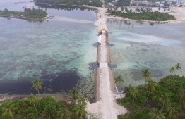Overhead view of the causeway linking the islands of Hoadedhdhoo and Madaveli in Gaafu Dhaal Atoll. PHOTO/HOUSING MINISTRY