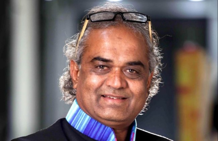 މުވައްޒަފުންގެ އަގު ވަޒަންކުރަން މާސިޑީޒް ބެންޒް ކާރު