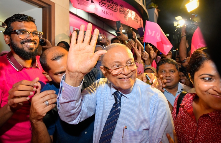 މައުމޫންގެ ޖަލު ހުކުމުގެ އިސްތިއުނާފް ޝަރީއަތް މާދަމާ