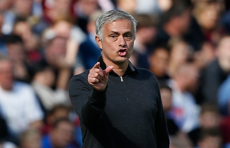 "ލީގަށް ވާދަކުރުމުގެ ވާހަކަ ދައްކާ ވަގުތު ނުޖެހޭ"