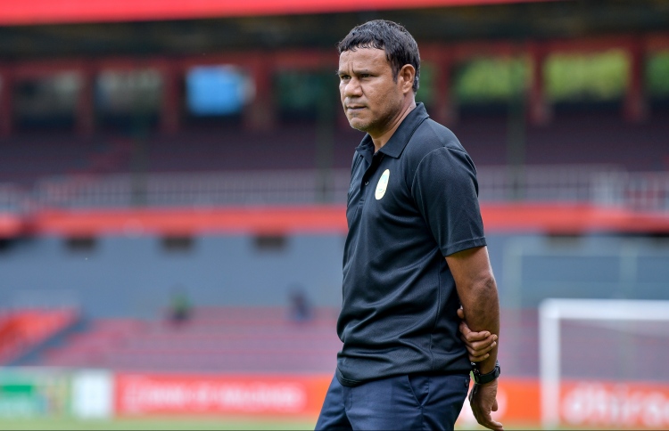 ދަ ގްރާންޑޭގެ މަސައްކަތާ މެދު އިންމަ ހިތްހަމަޖެހިފައި