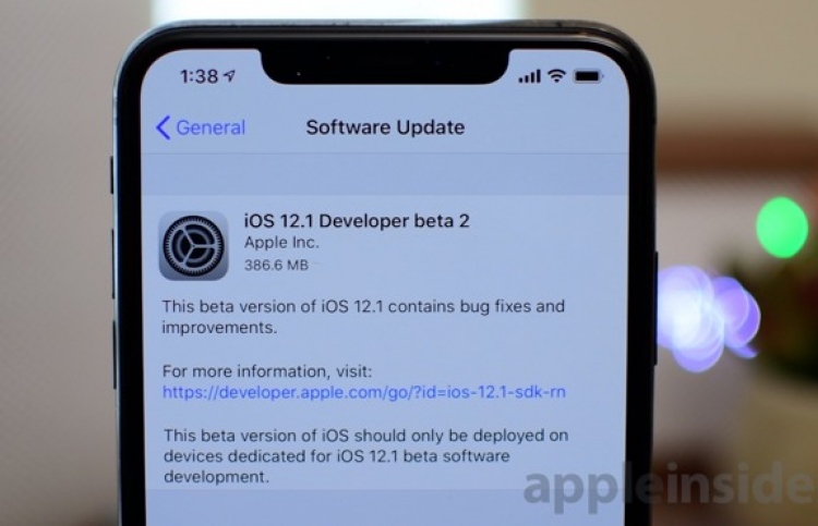 އައިފޯނު ޗާޖުނުވާ މައްސަލައަށް ޖަވާބު ދިނީ އަޕްޑޭޓަކުން