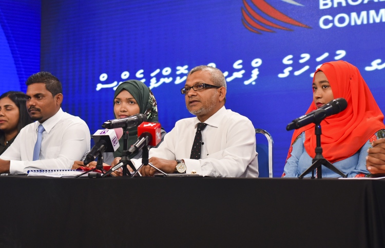 ޗެނަލް 13 ޖަވާބު ދާރީވާން ބްރޯޑްކޮމުން އަންގައިފި