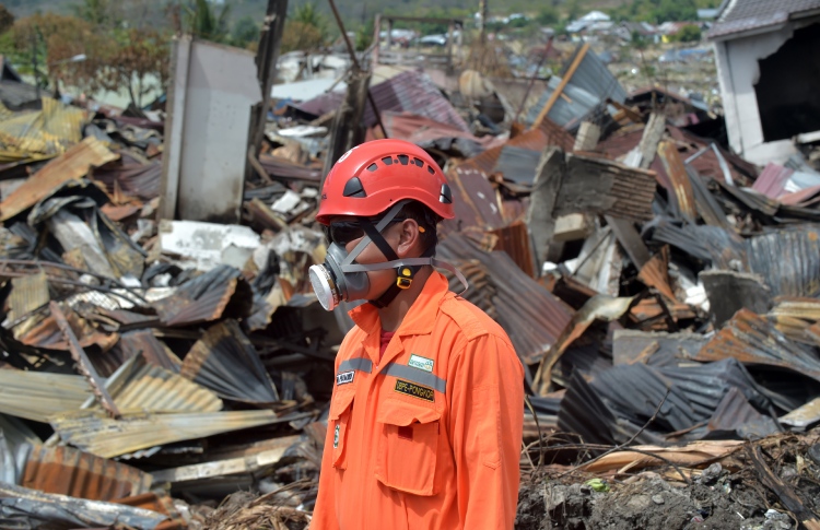 ސުނާމީގައި ގެއްލުނު މީހުންގެ އަދަދު 5000 އަށް