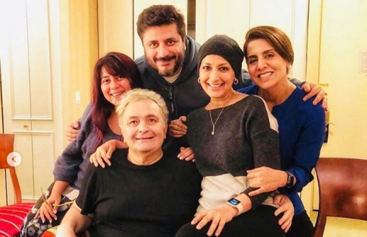 ރިޝީ އާއި ނީޓޫ، އެމެރިކާގައި ސޮނާލީއާ އެކު.