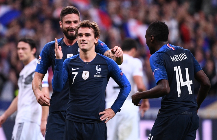 ފްރާންސް އަތުން ބަލިވެ ޖަރުމަނަށް ޕްރެޝަރު ބޮޑުވެއްޖެ